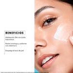 Set-Full-Hidratacion-24H--mirada-y-rostr-luminoso-con-el-eye-detox-y-crema-hidratante-skin-first